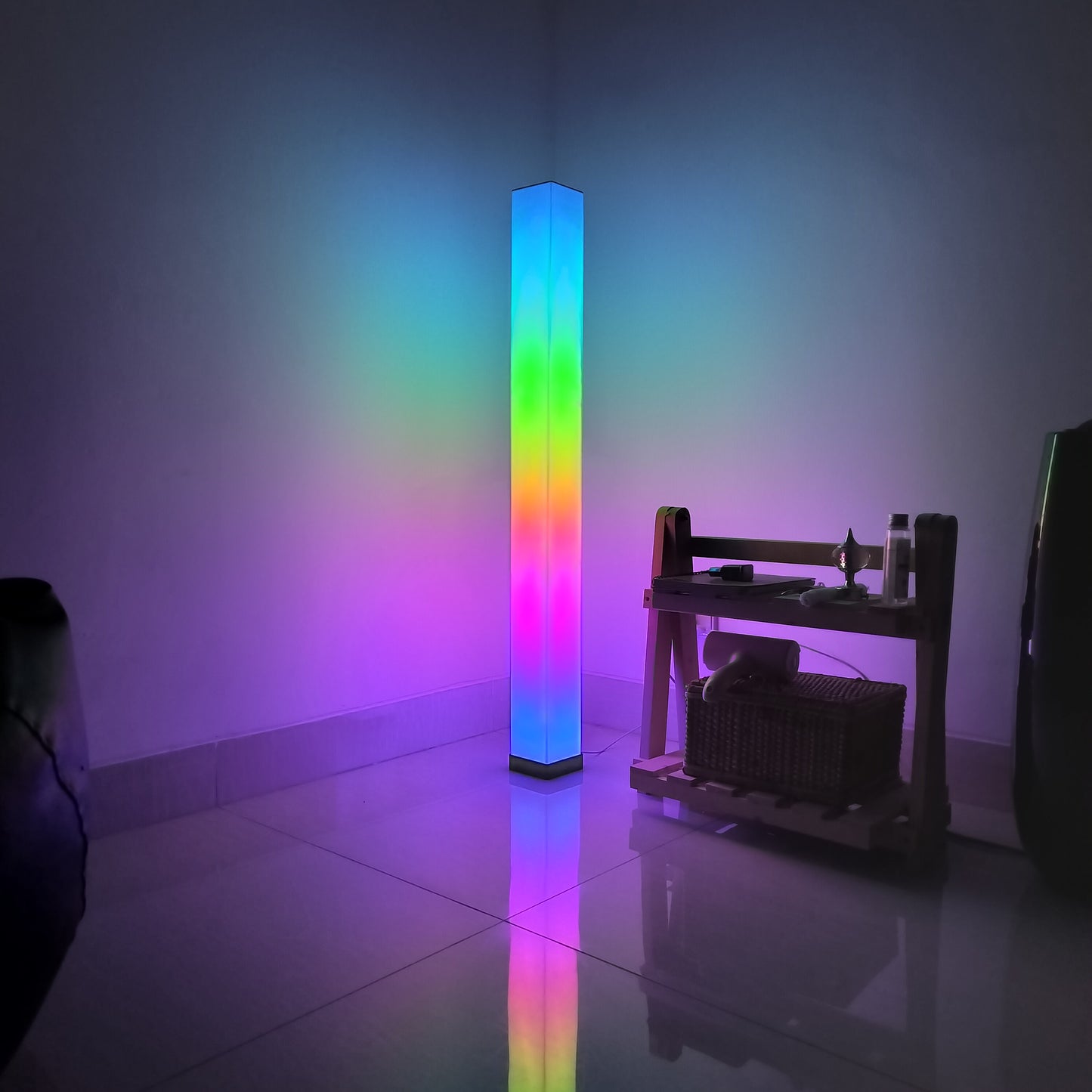 GLO FLOW Smart LED Lamp with 360° adjustable light and customizable colors for creating an immersive ambiance in any room.