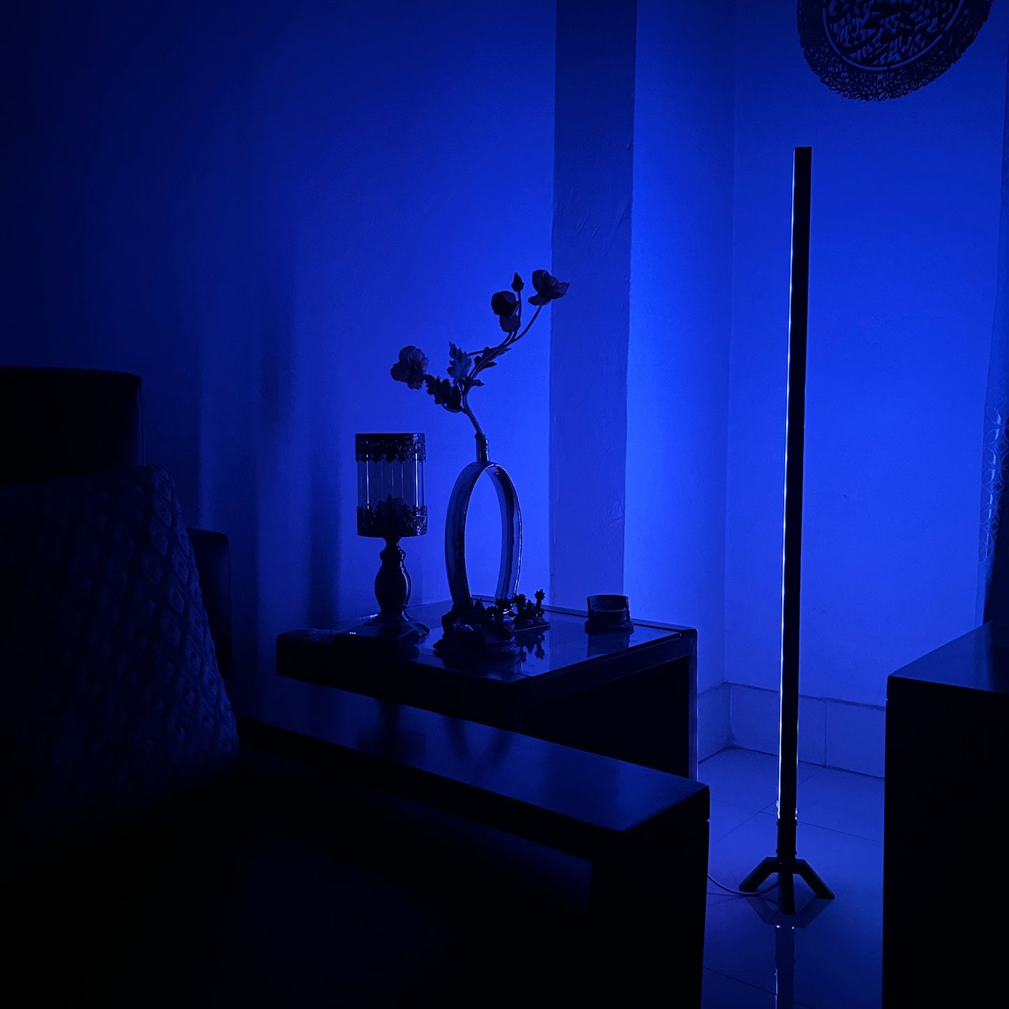 GLO VibeStick Floor Lamp - Sleek Minimalist Design with Diffused Lighting
