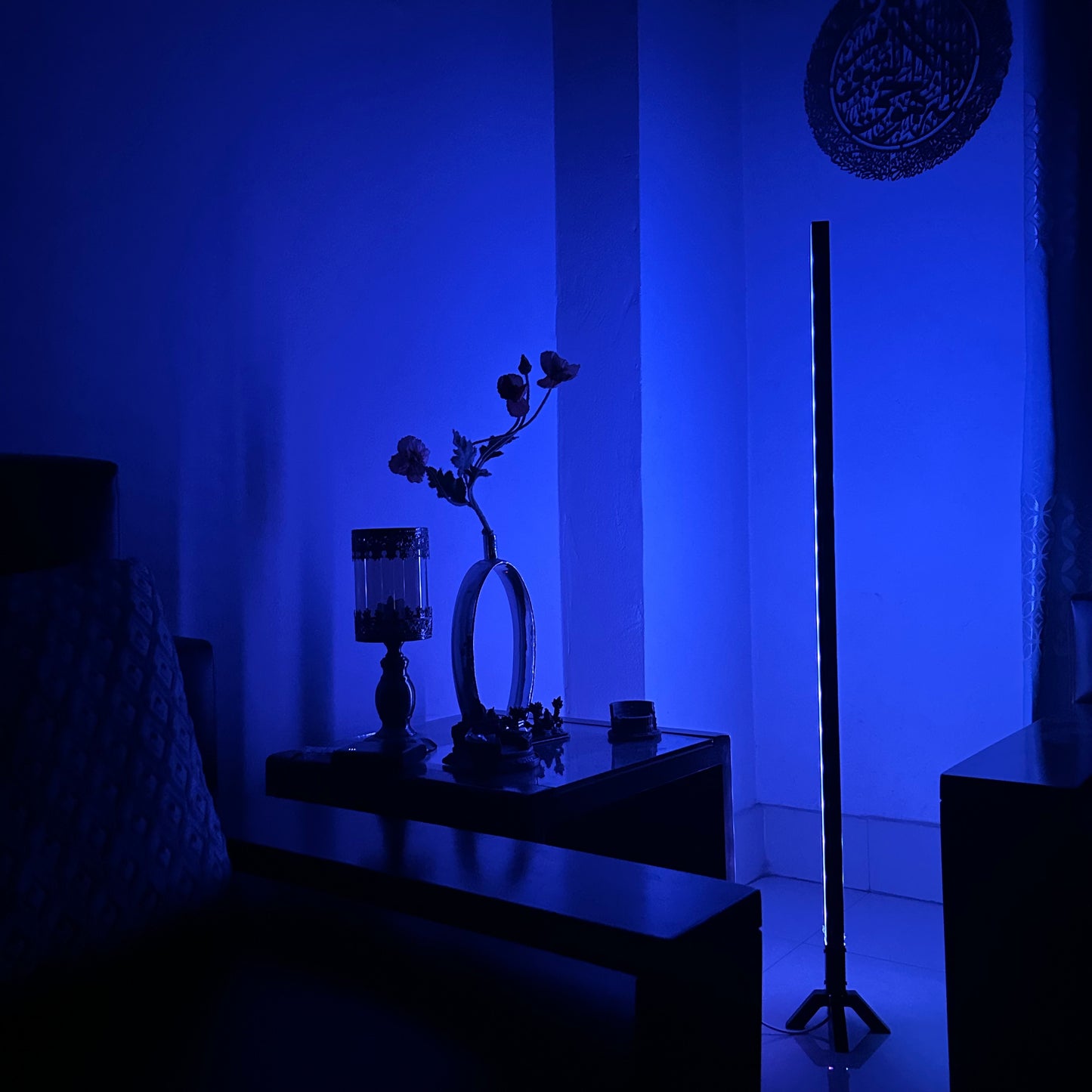 GLO VibeStick Floor Lamp - Sleek Minimalist Design with Diffused Lighting